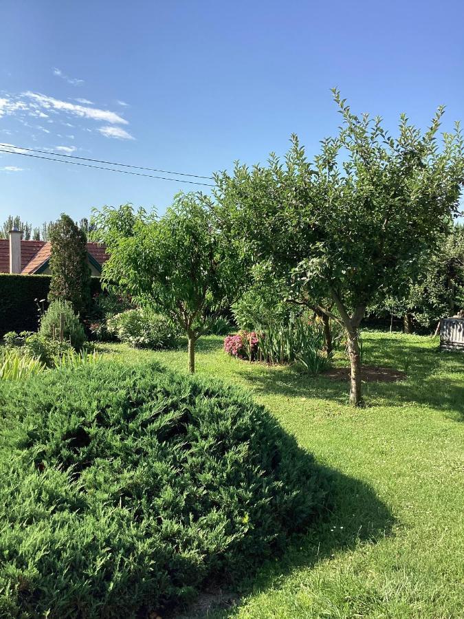 Апартаменти Ibolya Apartman Badacsony Екстер'єр фото